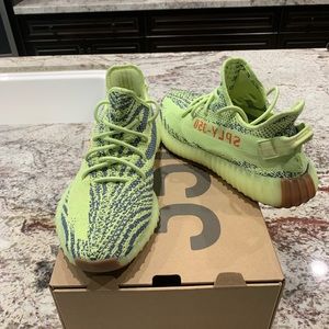 Adidas yeezy 350 v2 semi frozen yellow size 11